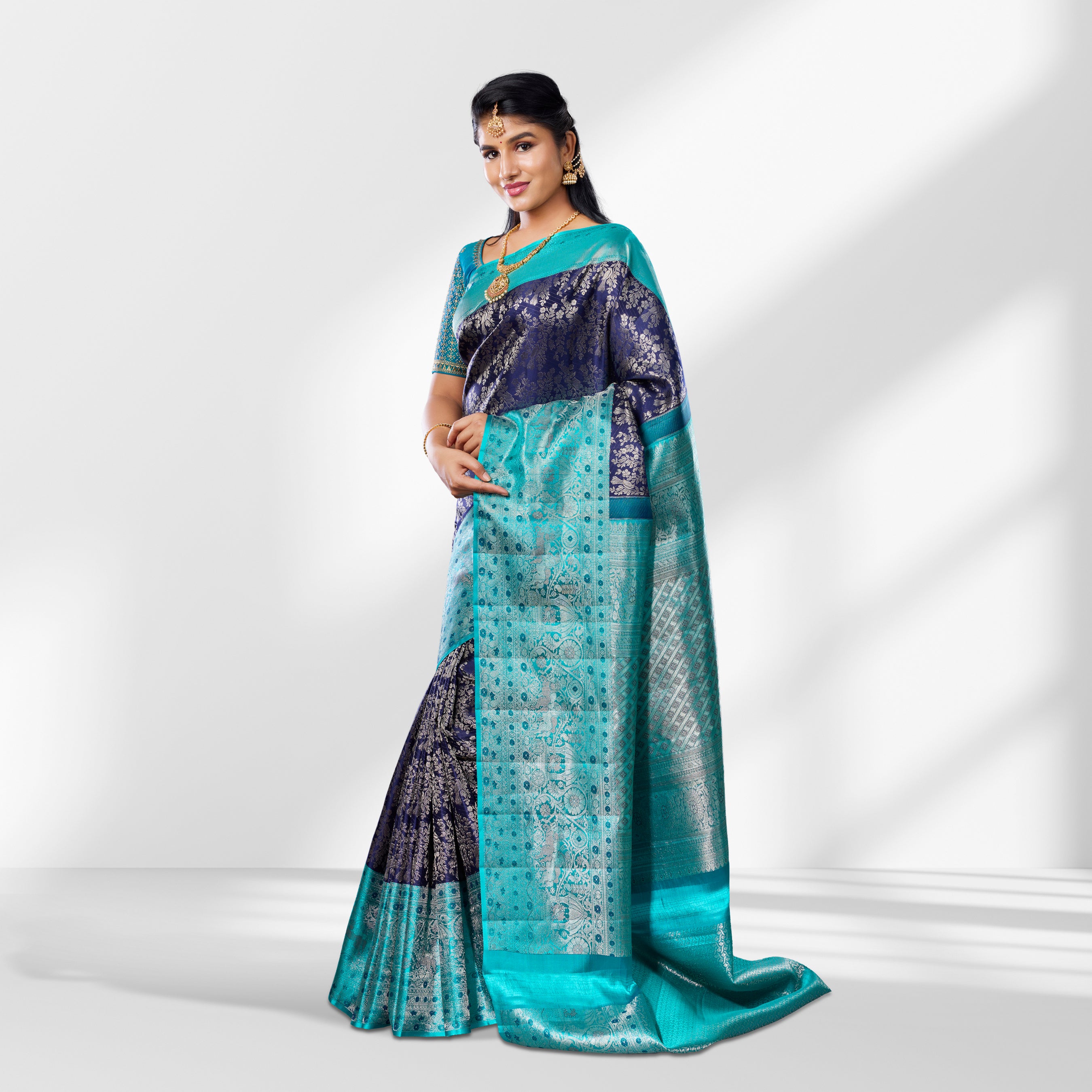 Elegant Navy Blue & Teal Kanchipuram Silk Saree