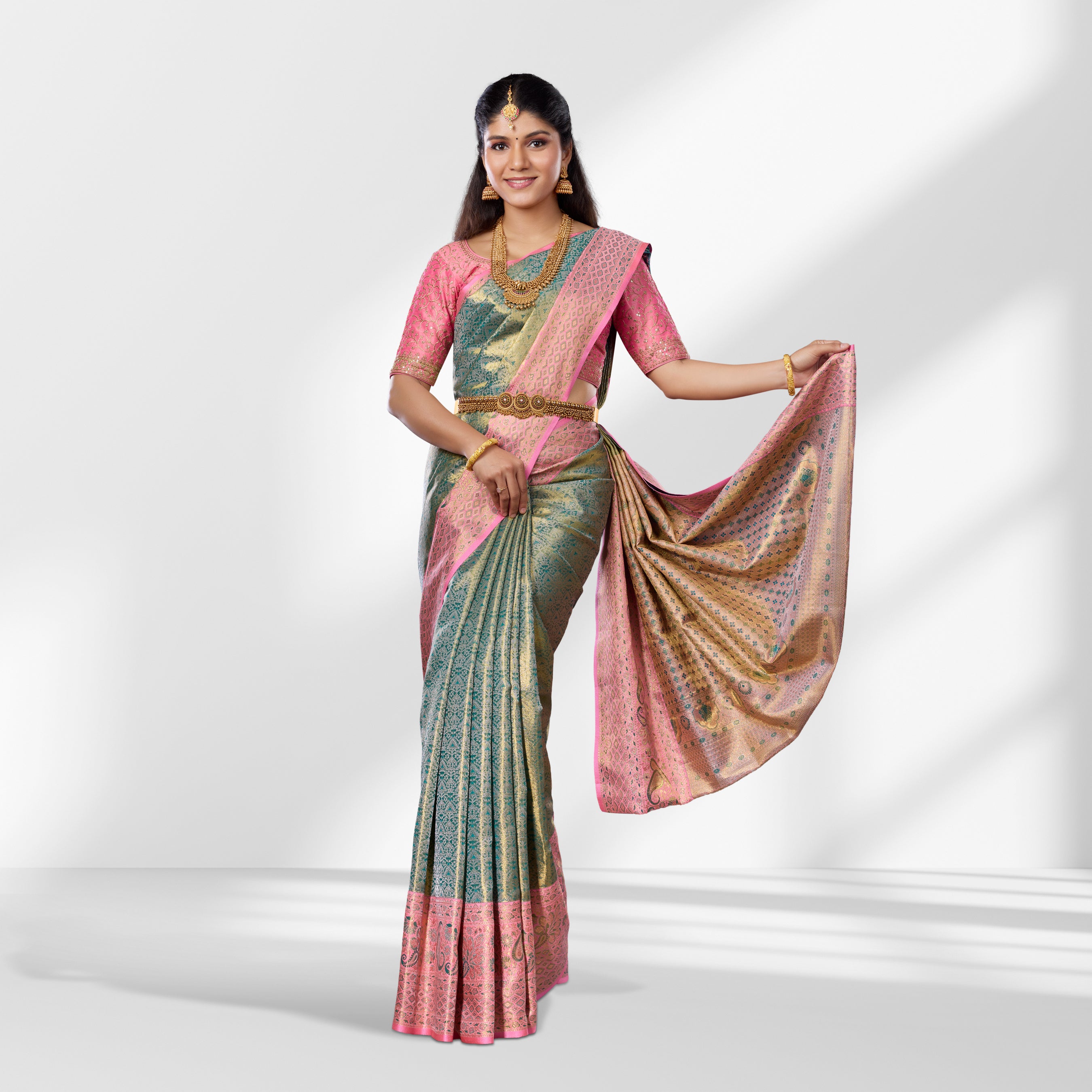 Elegant Dual-Tone Designer Silk Saree